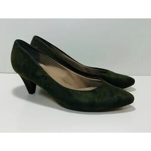 COBBIE Green Suede Heels Pumps Closed Toe Career Business Casual Womens 7.5